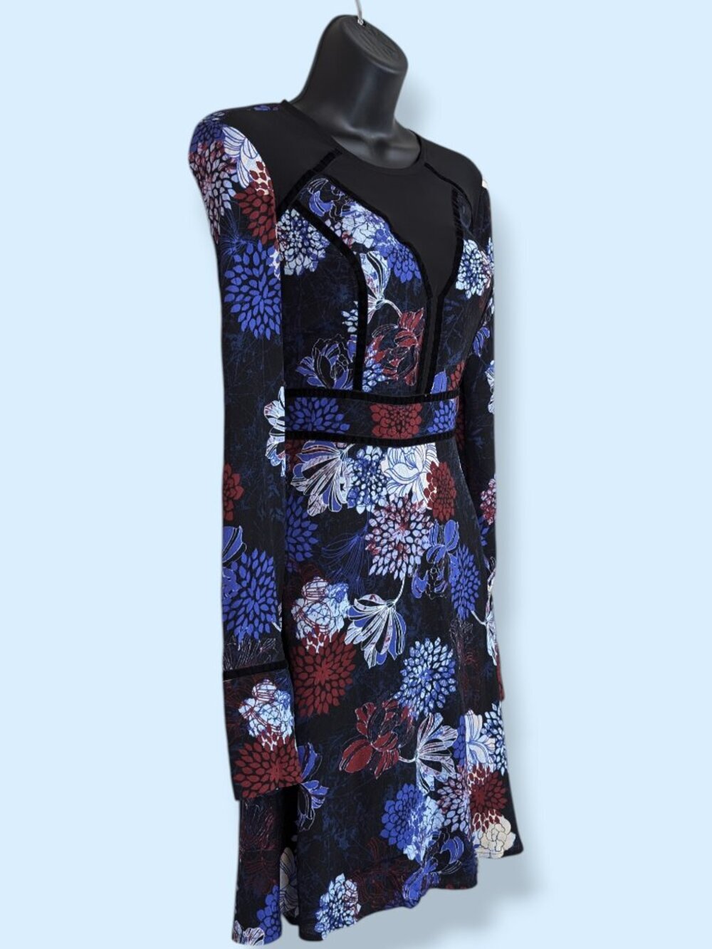 Guess Marinda Floral Print Dress - Picture 2 of 9
